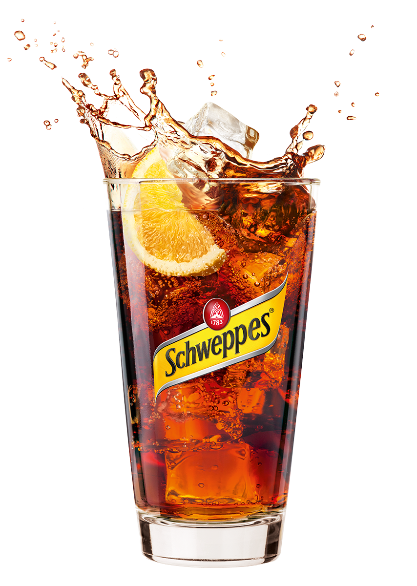 Schweppes Cola im Glas mit Eiswürfeln, Zitronenscheibe und Splash-Effekt – Composing und Fotografie: ZP Medienwerk