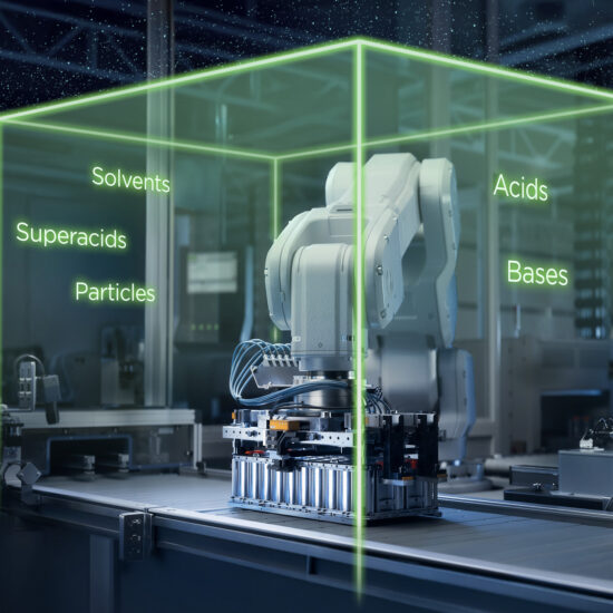 Keyvisual für MANN+HUMMEL – Roboter in der Batterieproduktion mit leuchtendem Schutzfeld gegen Luftschadstoffe, erstellt von ZP Medienwerk München